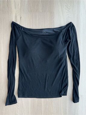 Klassy Network Black Off-Shoulder Long Sleeve Top With Built-In Bra